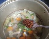Foto langkah ke 3 dari resep Sop ceker sederhana.