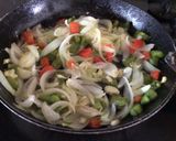 Foto del paso 1 de la receta: Higaditos de pollo encebollados