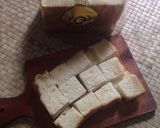 Foto langkah ke 1 dari resep Bread Puding Kukus (Puding Roti Tawar).