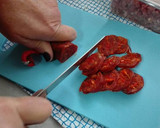 Foto del paso 1 de la receta: Alubias con chorizo y jamón