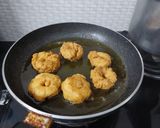 शाही बालुशाही (Balushahi Recipe In Marathi) रेसिपी स्टेप 5 फोटो 
