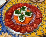 Une image de l'étape 11 de Salade de carottes, tomates et oignon rouge à la burrata et persil.