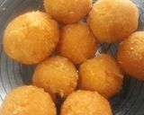 Foto langkah ke 8 dari resep Bola - bola Ubi Coklat Lumer.