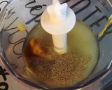 Une image de l'étape 2 de Sauce salade aux fruits et moutarde de Bologne.