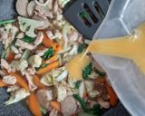 Foto langkah ke 4 dari resep 1095. Ifu Mie ala Resto.