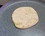 A picture of step 5 of Aloo Paratha.