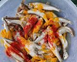 A picture of step 2 of Maccha Beshara ( Small Fish With Mustard Paste.
