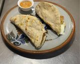 Foto del paso 4 de la receta: QUESADILLAS DE CAZÓN: ANTOJITO MEXICANO