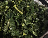 Foto del paso 2 de la receta: Tortilla de papas y hojas de brócoli 🥦 al horno