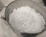 A picture of step 1 of Sewai and sabudana upma.