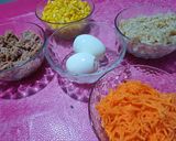 Foto del paso 2 de la receta: Ensalada de arroz yamaní con atún ahumado, zanahorias, choclo y huevo