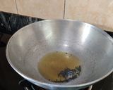 A picture of step 2 of Garlic Karela.