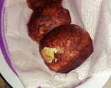 A picture of step 4 of Scotch eggs.