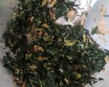 Foto langkah ke 4 dari resep Oseng Daun Pepaya Tidak Pahit.