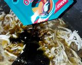 Foto langkah ke 2 dari resep Suwir Ayam Bumbu Kecap.