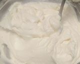 Foto langkah ke 5 dari resep Korean Garlic Creamcheese Bread.