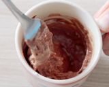 Foto langkah ke 2 dari resep Coklat Oreo Mug Cake (Untuk Kukus atau Microwave).