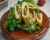 Foto langkah ke 9 dari resep Telur gulung isi sayuran.