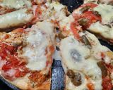 Foto del paso 7 de la receta: Pizza con puré de berenjenas (3 sabores)