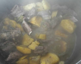 Foto del paso 5 de la receta: Cordero guisado con batata y cebolla caramelizada