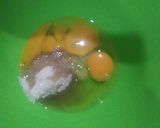 Foto langkah ke 1 dari resep Bolu Susu Lapis Coklat.