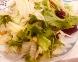 Hình bước làm 4 của món Salad lườn gà của họ