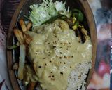 A picture of step 5 of Veg Sizzler with Yellow garlic sauce.