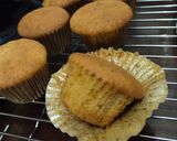 Foto langkah ke 8 dari resep Vanilla Cupcake (Moist and Fluffy).