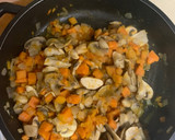 Foto del paso 3 de la receta: Boniato con champiñones