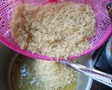 A picture of step 1 of Fried rice.