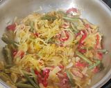 Foto langkah ke 3 dari resep Tumis Pepaya dan Kacang Panjang.