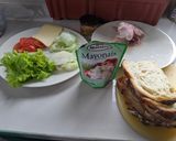 Foto langkah ke 1 dari resep Sourdough bread sandwich with chicken barbeque.