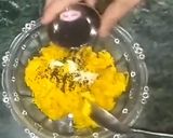 A picture of step 1 of Grated Mango Pickle.