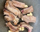 Hình bước làm 3 của món Chinese : Sườn hầm sò khô