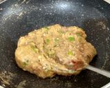 A picture of step 4 of Khichu Pizza.