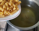 Foto del paso 2 de la receta: Tortiglioni con brócoli y bacon ahumado