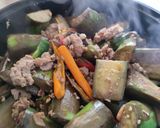 รูปขั้นตอนการทำที่ 6 ของ หมูสับผัดมะเขือยาวสไตล์เรา