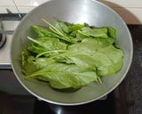 A picture of step 1 of Palak Paneer Paratha (Cottage cheese stuffed Spinach Flatbread).