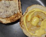 Foto del paso 5 de la receta: Sándwich🥙de berenjena,🍆calabacín y queso🧀crema🥯