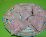 Foto del paso 1 de la receta: Escalopines de pollo rellenos al cabrales con thermomix