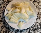 Foto del paso 4 de la receta: Brochetas de piña con frutas variadas