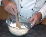 Foto del paso 1 de la receta Pizza sin gluten de atún y anchoas