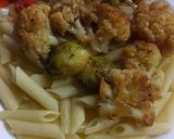 Foto del paso 3 de la receta: Pasta con coliflor y repollitos