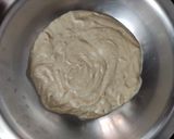 A picture of step 2 of Granola banana cake.
