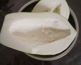 A picture of step 1 of Spicy Raw Papaya Salad.