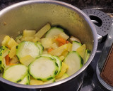 Foto del paso 4 de la receta: Crema de verduras con hierbas provenzales