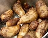 A picture of step 1 of Arbi Dry Sabji.