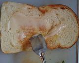 Foto langkah ke 4 dari resep Roti Gulung Abon Mini.
