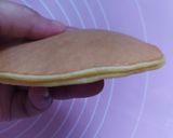 Foto langkah ke 7 dari resep Pumpkin Dorayaki With Red Bean Paste #151.