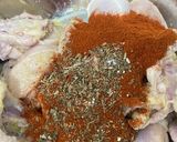 Foto langkah ke 2 dari resep Ayam goreng tepung (spicy fried chicken).